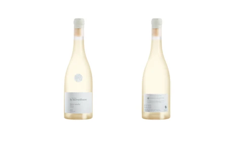 bouteilles de vin blanc