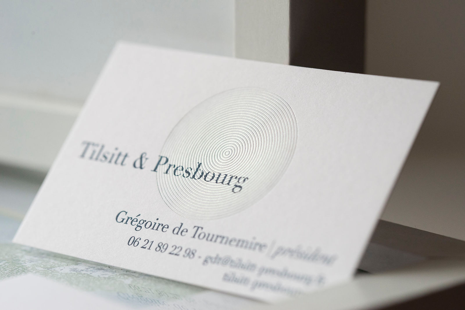 carte-de-visite-holographique-letterpress_2.jpg