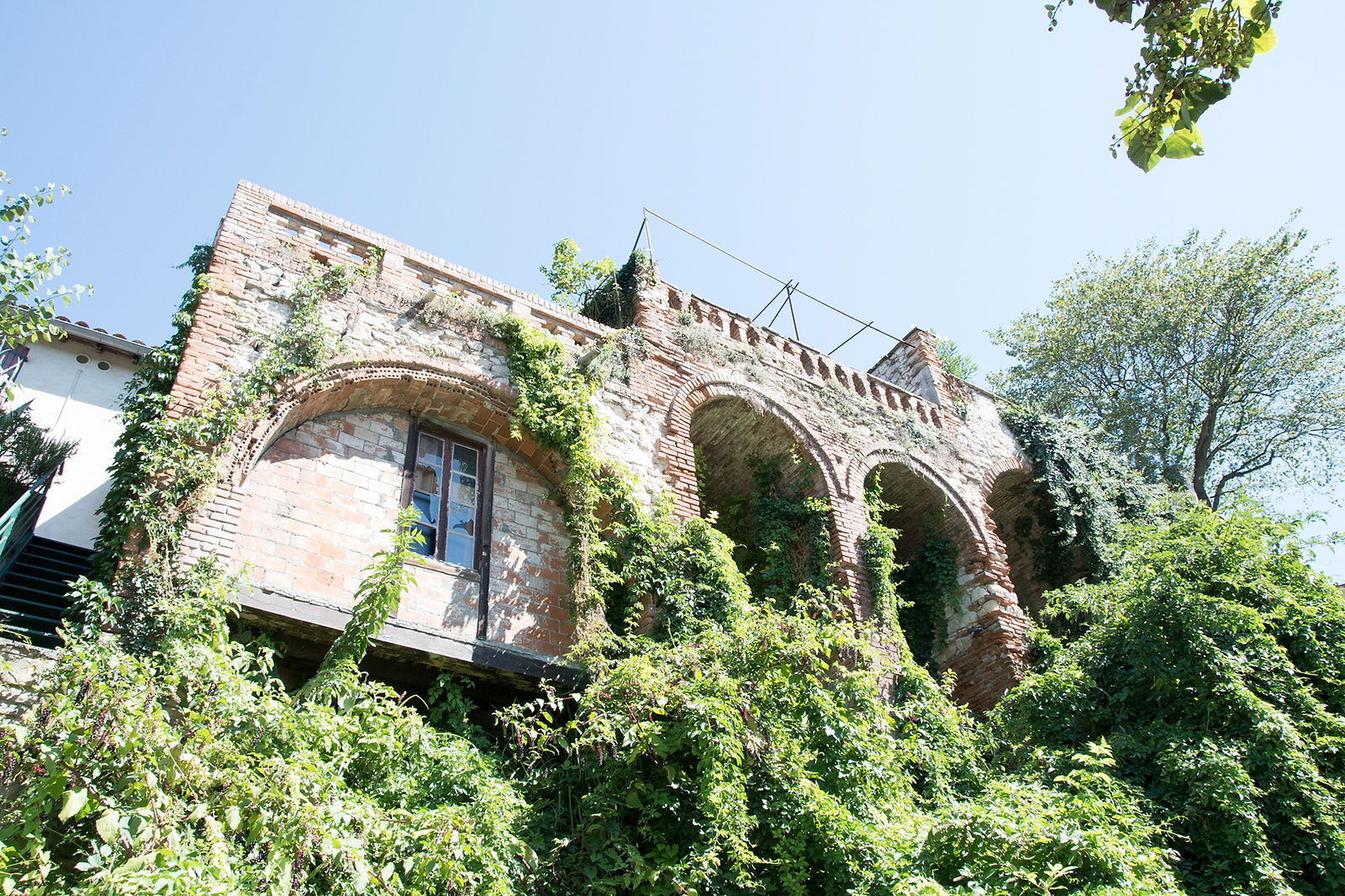 photographie façade maison, crédit hortense rossignol graphisme