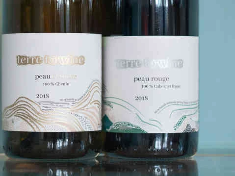 étiquettes de vin multicolores, or et argent