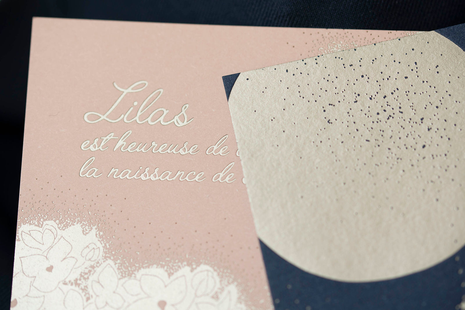 faire part rose pale et bleu nuit avec texte or pale